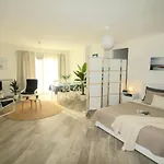 Smeralda - Sea View Apartment Olbia