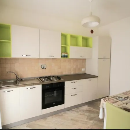 Апартаменти Smeralda - Sea View Ольбія